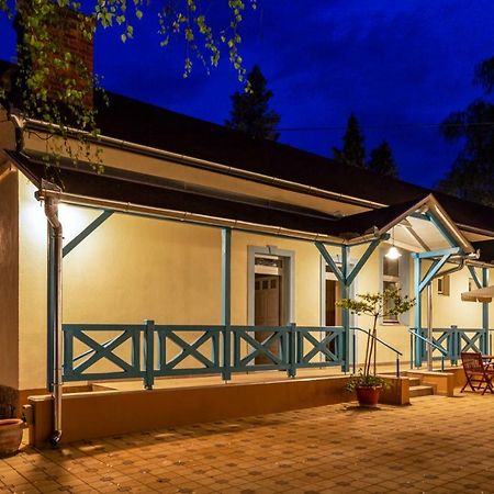 Harkány Balzsam Apartmanhaz מראה חיצוני תמונה
