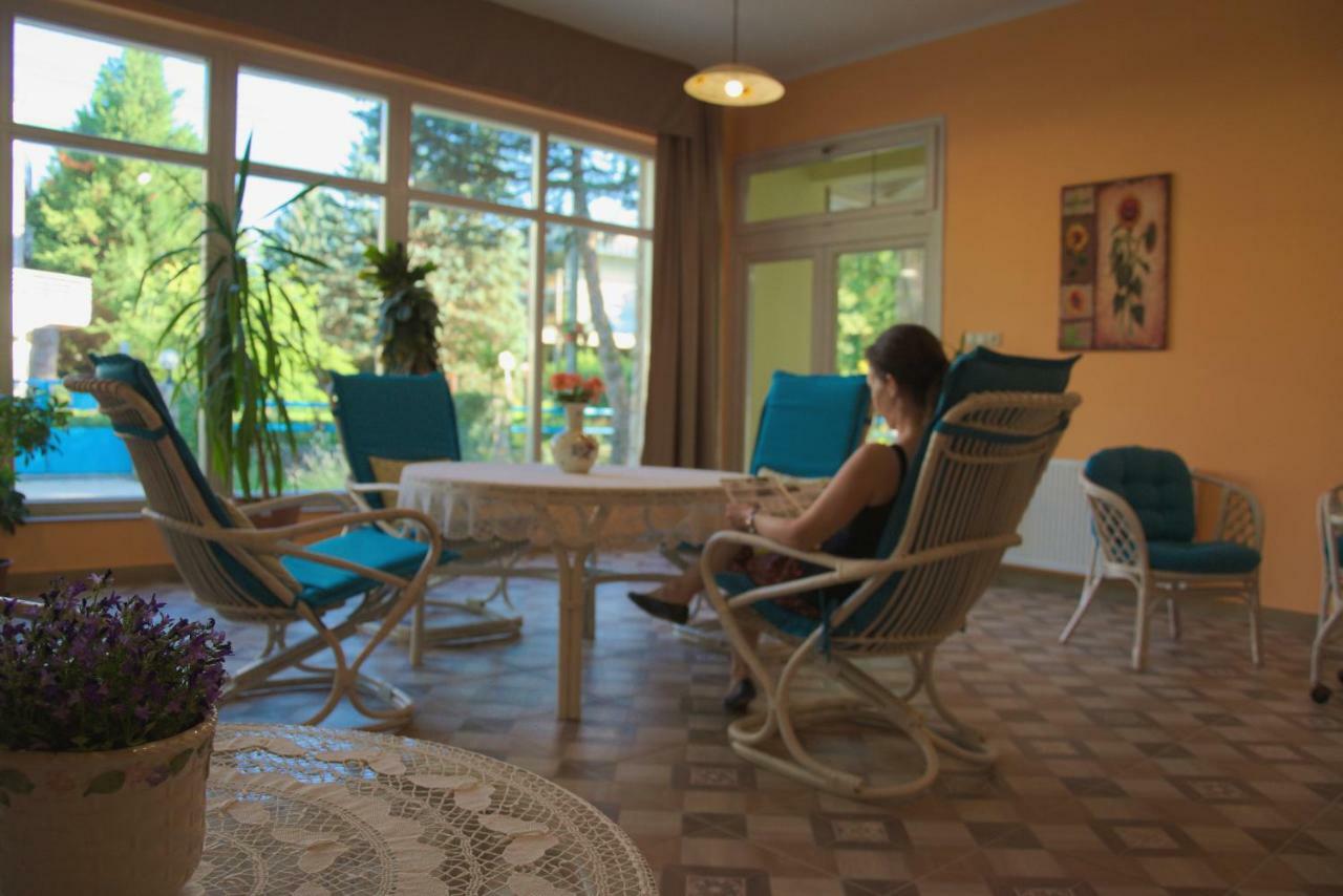 Harkány Balzsam Apartmanhaz מראה חיצוני תמונה