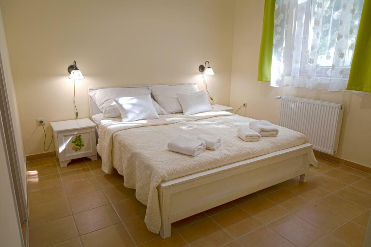 Harkány Balzsam Apartmanhaz מראה חיצוני תמונה