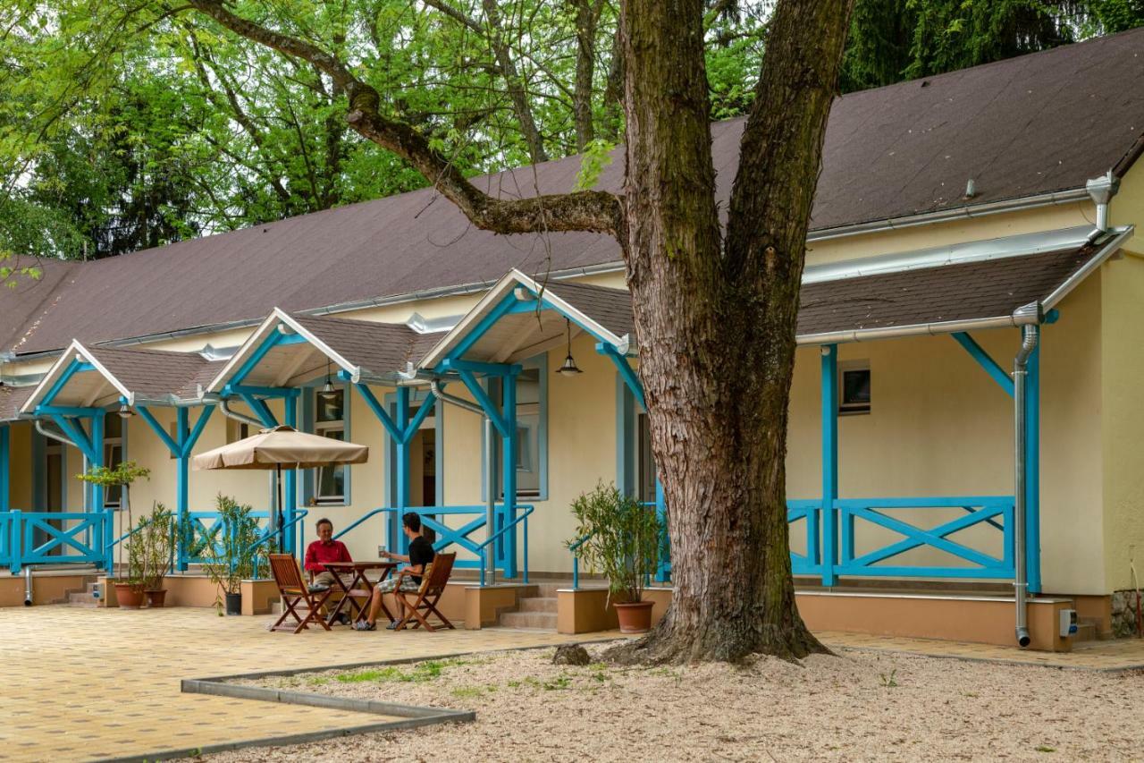 Harkány Balzsam Apartmanhaz מראה חיצוני תמונה